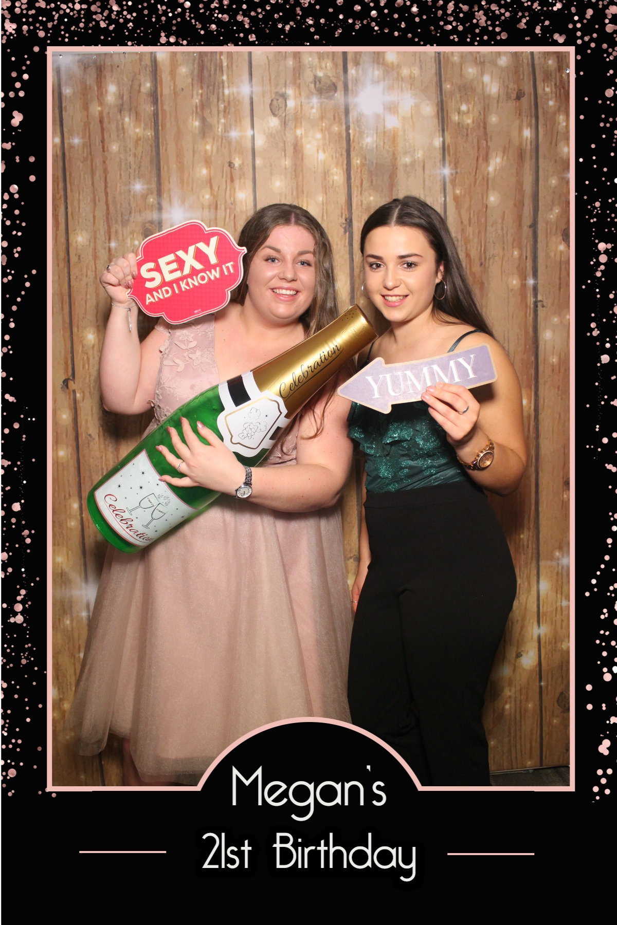 Megan's 21st Birthday Party  | View more photos from the event at gallery.magicimages.uk/u/MagicImages/Megans-21st-Birthday-Party